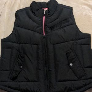 ✏️Arizona black puffer vest